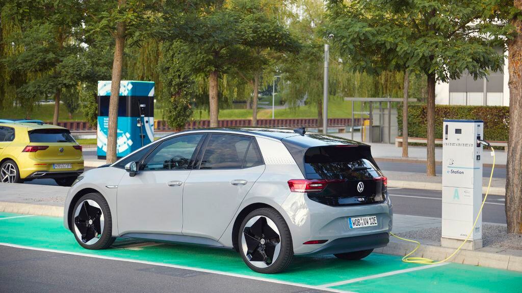 Förderung treibt E-Autos auf Rekordkurs: BYD & Co. profitieren stärker als deutsche Hersteller